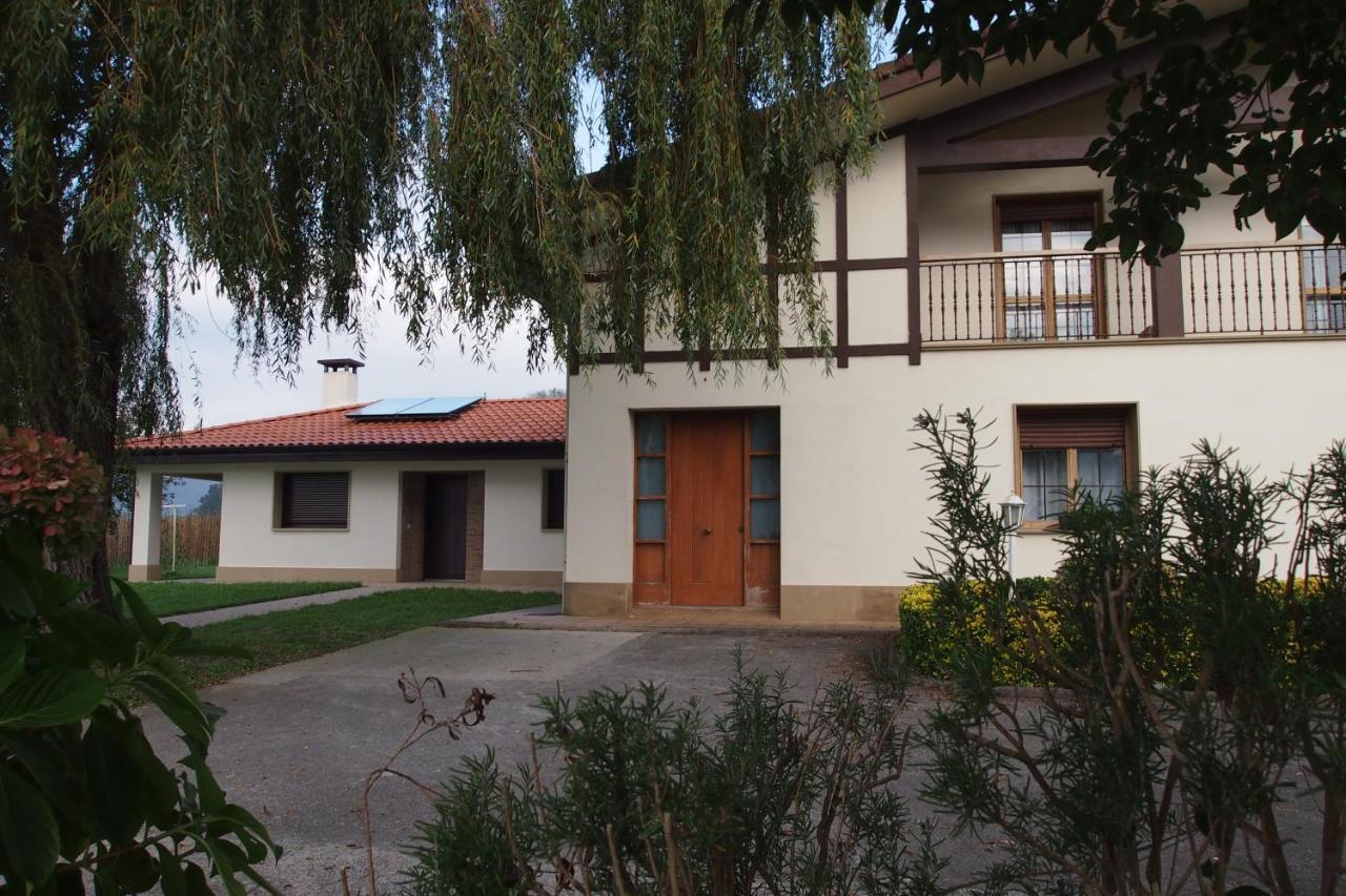Apartamento Zabale Pension Aduna Buitenkant foto